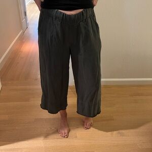 Dark Gray Wide-Leg Pants